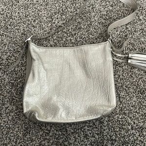 Coach tote medium champagne color